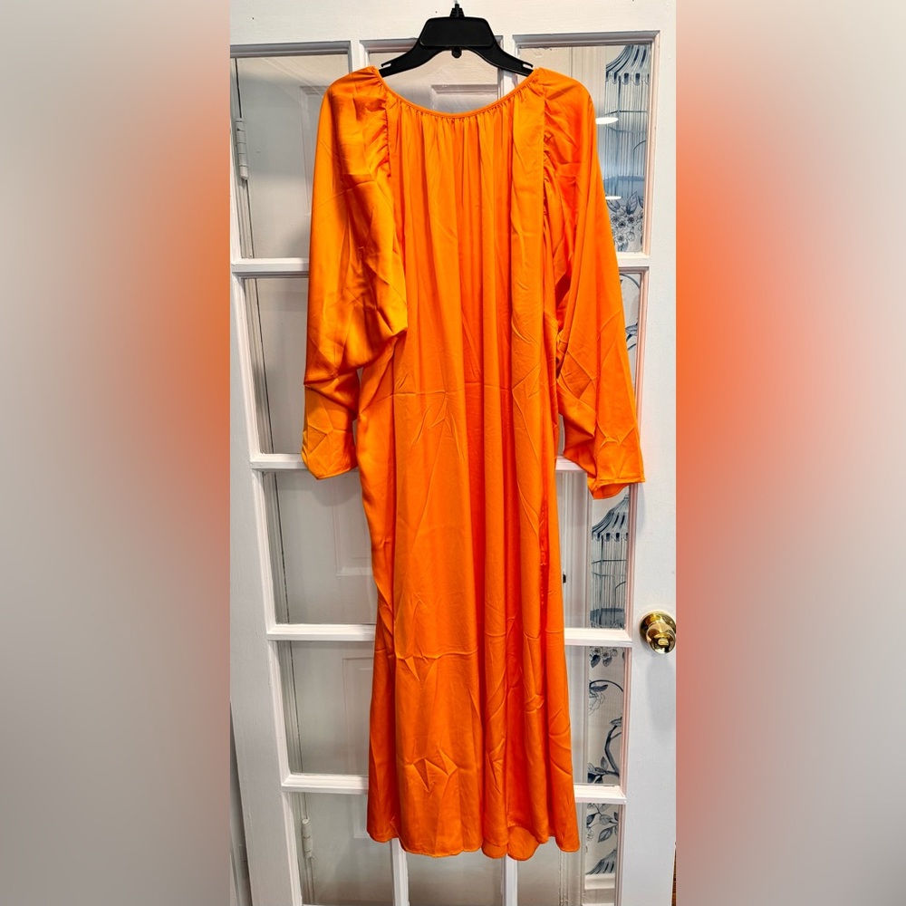 *NWT* 🍊 H&M Orange Caftan Maxi Dress